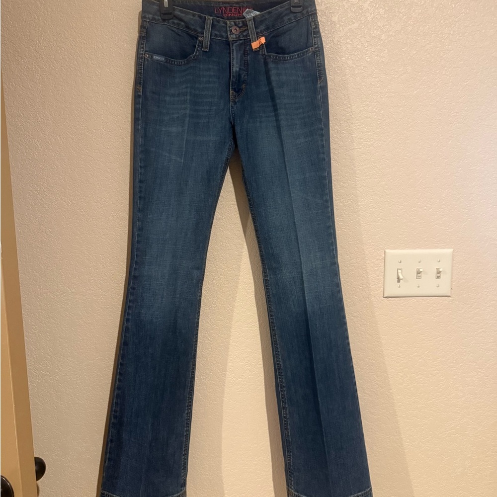 EUC Cinch Lynden Bootcut Jeans Women’s 26L Medium Wash Stretch Denim
